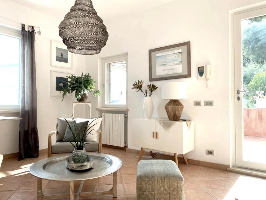 La Bouganvilla Charme & Relax Vista Mare Finale Ligure Exterior foto