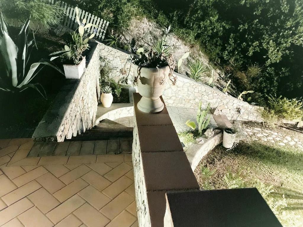 La Bouganvilla Charme & Relax Vista Mare Finale Ligure Exterior foto